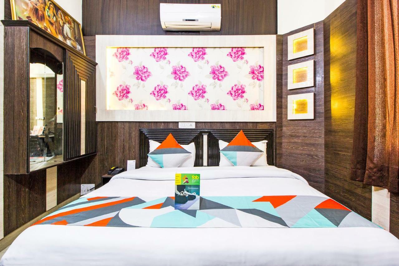 Hotel Fabexpress Royal Residency